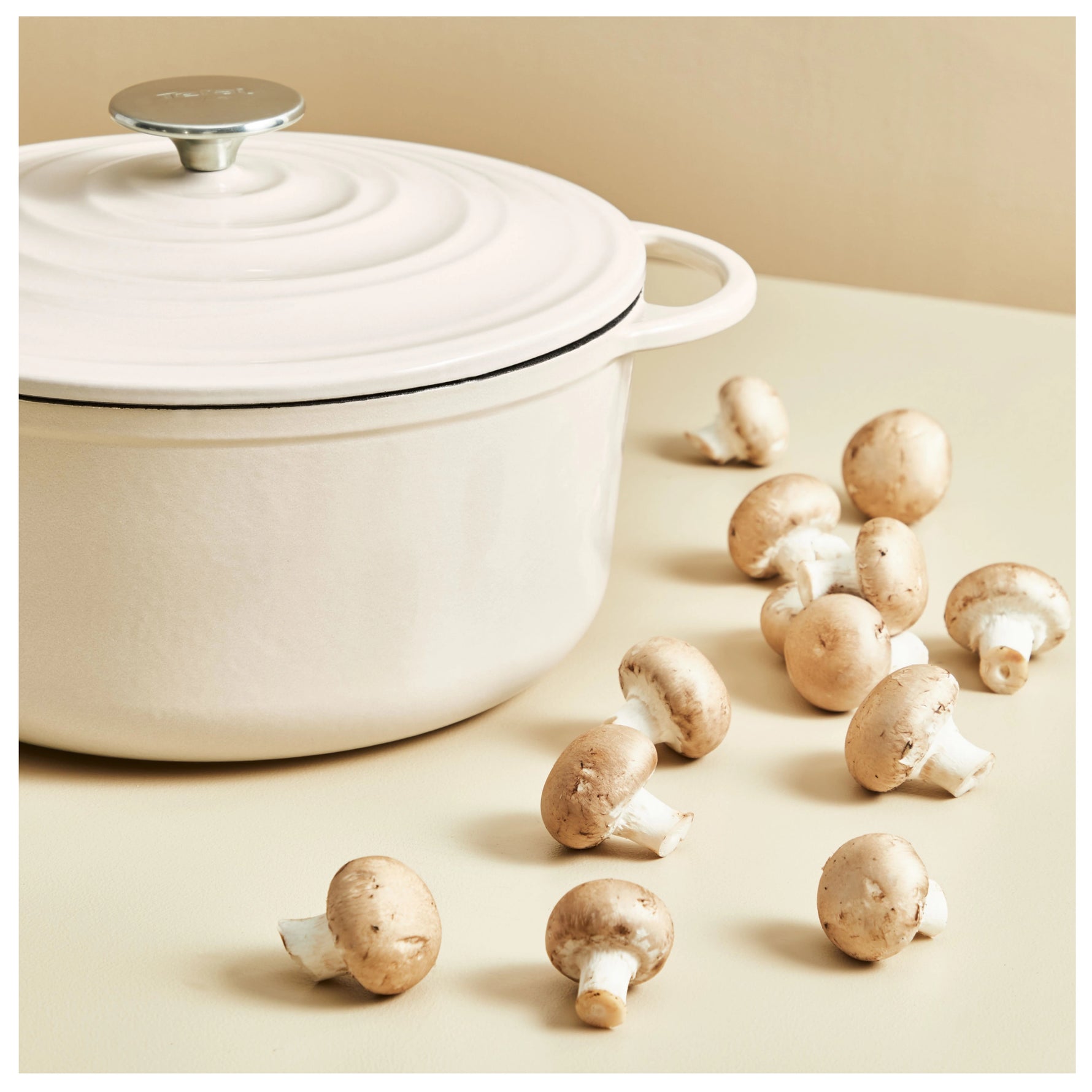 Faitout en Fonte Lov Ovale 34x26cm